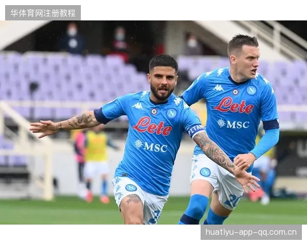 那不勒斯肋部一次穿插完成绝佳进球：足球艺术的巅峰之作